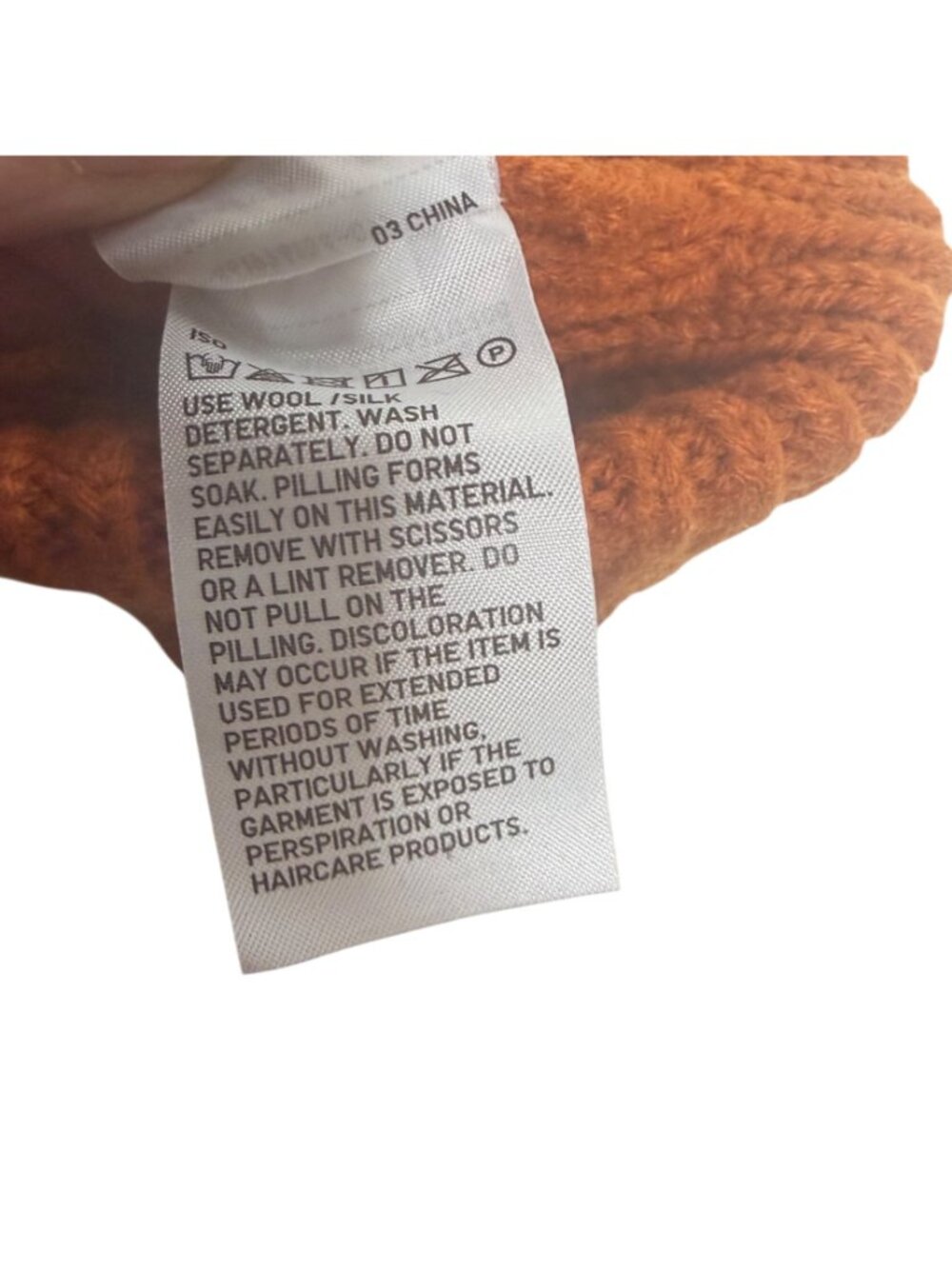 Anya Hindmarch Wool Blend Beanie Uniqlo Knitted Heattech Hat Unisex in Orange - Picture 8 of 8
